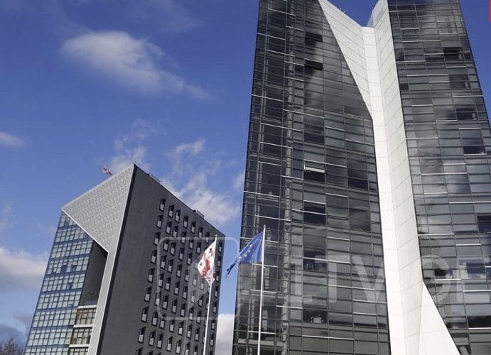 სახელმწიფო სერვისების განვითარების სააგენტომ მიზანშეწონილად მიიჩნია ოთარ ფარცხალაძისთვის საქართველოს მოქალაქეობის შეწყვეტა, შესაბამისი დასკვნა გადაგზავნილია პრეზიდენტთან