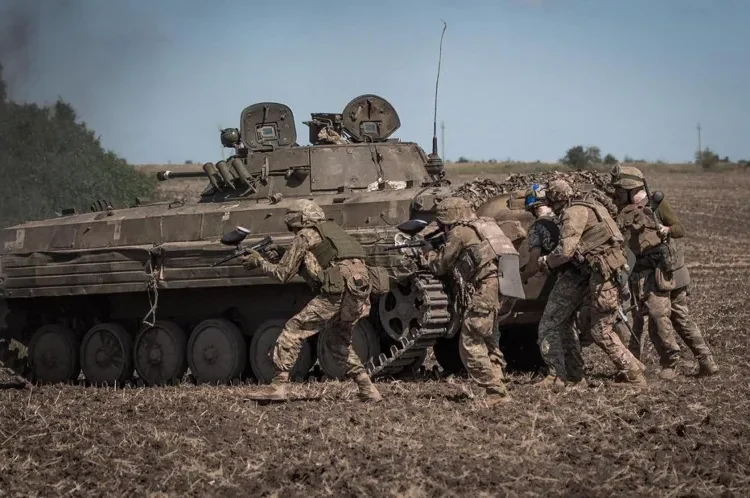 უკრაინის გენშტაბი – თავდაცვის ძალები ბახმუტის სამხრეთით შეტევას აგრძელებენ