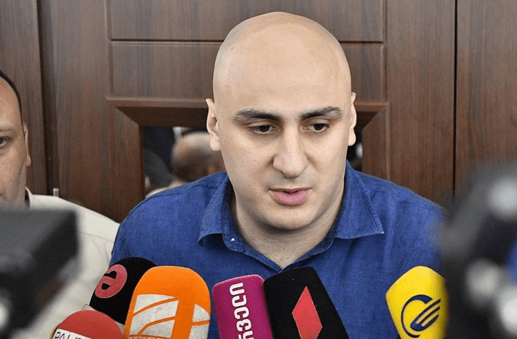 ნიკა მელია, ბაჩო დოლიძე და ზვიად კუპრავა სასამართლო დარბაზიდან გაათავისუფლეს – სასამართლო 23 ოქტომბერს, 12:00 საათისთვის ჩაინიშნა