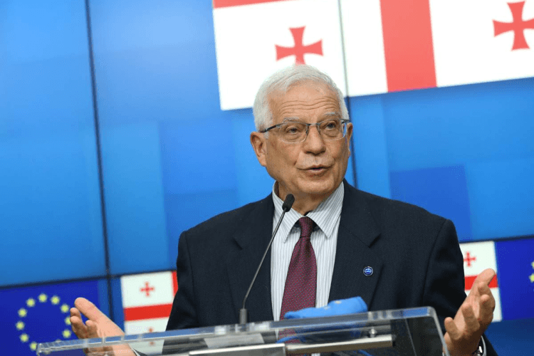 ჯოზეფ ბორელი – ვფიქრობ, საქართველოში ჩემი ვიზიტი გაწევრიანების პროცესის გასააქტიურებლად კარგი ბიძგი იყო, ოპტიმისტურად ვარ განწყობილი, თუმცა ვერ გეტყვით, როგორი იქნება ევროკომისიის შეფასება