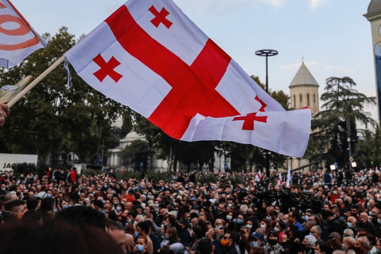 ახალგაზრდებს ამოფარებული პროვოკატორი ოპოზიცია უცხოური დაფინანსების სრულად ამოწურვის მიზნით რეგიონებში ბოდიალს განაგრძობს