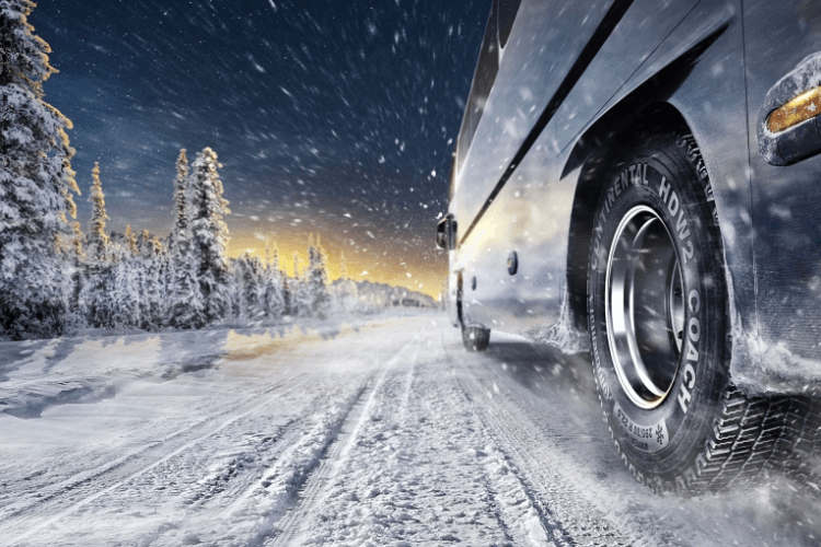 ზამთრის პერიოდში, ავტომობილების ზამთრის საბურავებითა და მოცურების საწინააღმდეგო ჯაჭვებით აღჭურვა შესაძლოა, სავალდებულო გახდეს