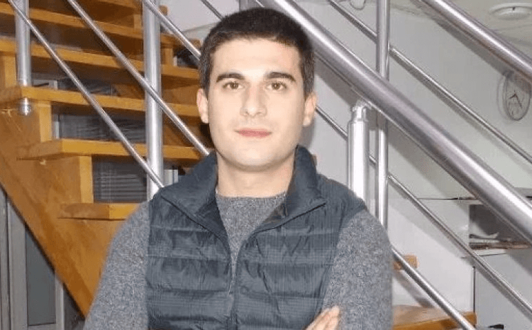 გიორგი ზერეკიძე – ცინიზმის მწვერვალია, სააკაშვილი მადლობას უხდის გრიგორიადისს, ვინც პოლიციელების ცოცხლად დაწვა სცადა და მე, 14 წლის ბავშვი სახელმწიფო დამნაშავედ გამომაცხადა, 10 წელი მომისაჯა