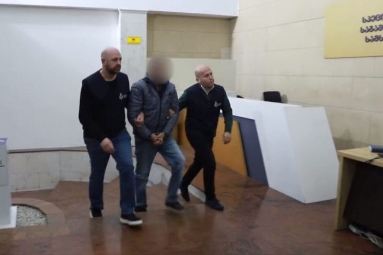 სპეციალურმა საგამოძიებო სამსახურმა ძალადობის ფაქტზე პენიტენციური სამსახურის ოფიცერი დააკავა