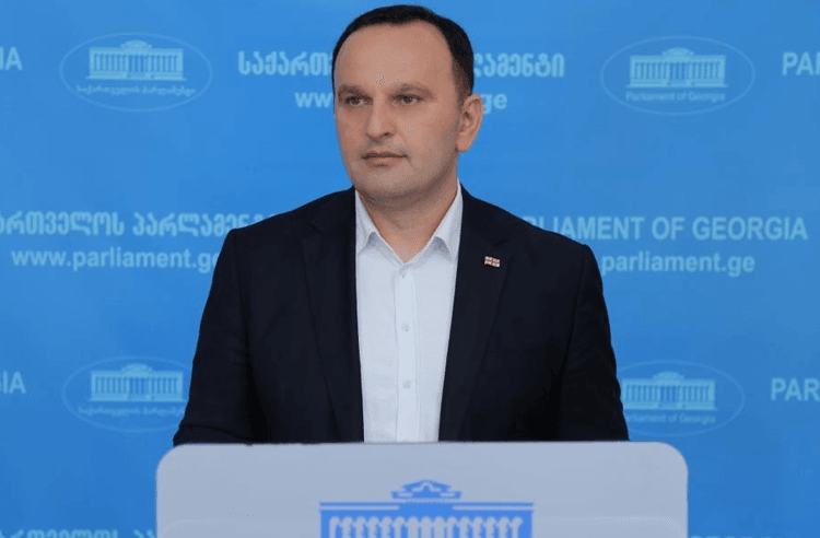 პაატა მანჯგალაძე – სააკაშვილი არა მარტო „ნაციონალური მოძრაობის“, „გამარჯვების კოალიციის“ ლიდერია და ვინმეს რამე თუ არ მოსწონს, მას მიმართოს, ეს არის გამოსავალი