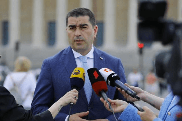 შალვა პაპუაშვილი – დღეს კიდევ ერთხელ ერთ ხმაში უნდა ავაძგეროთ ქართული გული, ჩვენი სიძლიერე ჩვენს შემართებაშია, გამარჯვება, ბიჭებო