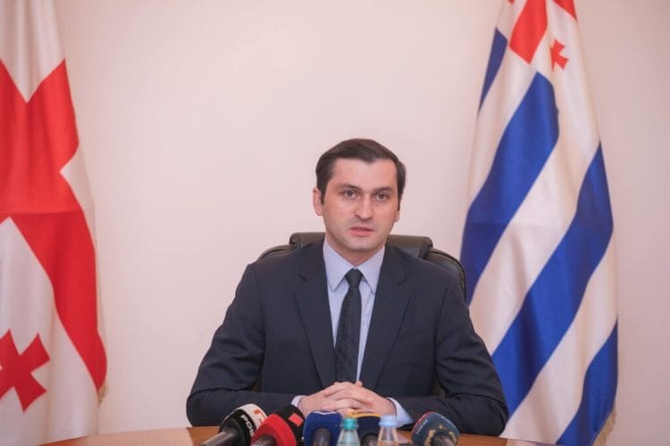თორნიკე რიჟვაძე – „ნაცმოძრაობის“ დაშლა გარდაუვალი პროცესია და ხაბეიშვილი მაშინ შეძლებს გამარჯვებას, როცა მზე ამოვა დასავლეთიდან და ზღვები დაშრება