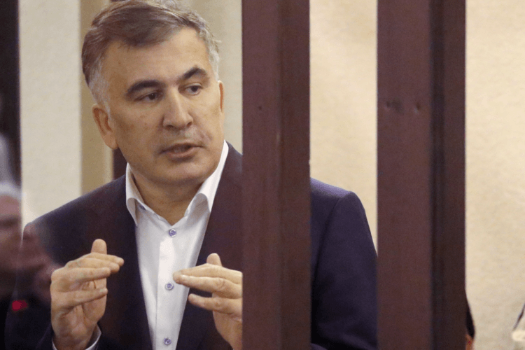 მიხეილ სააკაშვილი – გაფრთხილების გარეშე გადამიყვანეს რუსთავის ციხეში, სადაც ზუსტად ის ხალხი დამხვდა, რომლებმაც მომწამლეს 2022 წლის მარტში, მაშინ სასწაულად გადავურჩი სიკვდილს