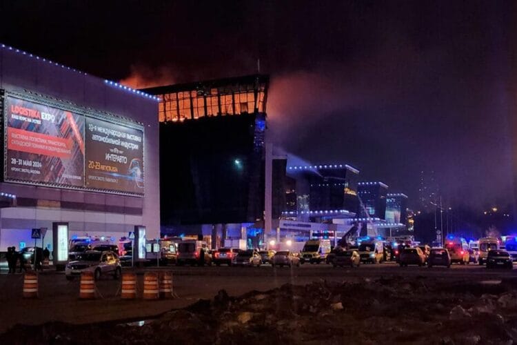 „კროკუს სითი ჰოლში“ თავდასხმის შედეგად დაღუპულთა რიცხვი 115-მდე გაიზარდა