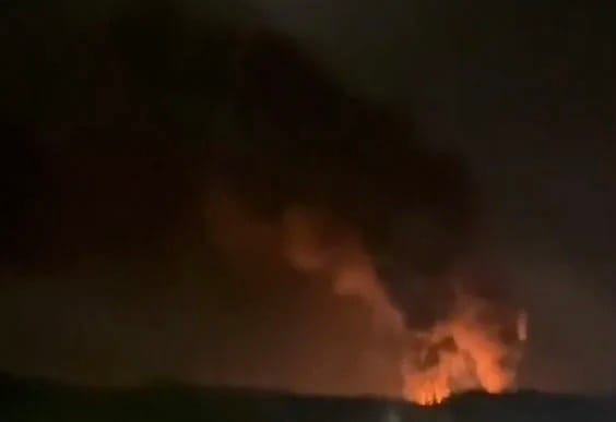 რუსული წყაროების ინფორმაციით, წინასწარი მონაცემებით, 28 ივლისს, დილით ნავთობის საცავს უპილოტო საფრენი აპარატი დაესხნენ თავს