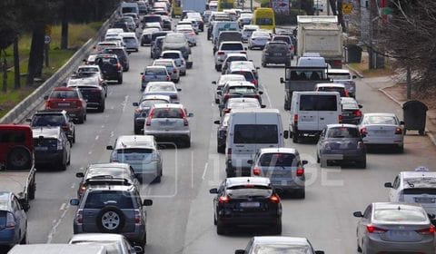 ავტოსატრანსპორტო საშუალების მესაკუთრეებს მიეცათ უფლება, წინა გვერდითა მინები 60 პროცენტამდე დაამუქონ