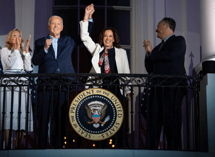 „პოლიტიკო“ – ჯო ბაიდენი არჩევნებში კანდიდატურას თუ მოხსნის, დონალდ ტრამპის დამარცხების შანსები ჰილარი კლინტონს და კამალა ჰარისს აქვთ