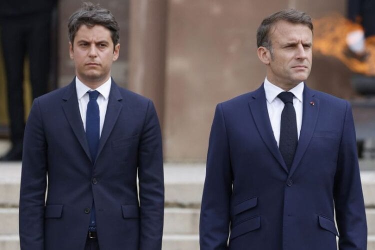 ემანუელ მაკრონმა ქვეყნის პრემიერ-მინისტრს, გაბრიელ ატალს სთხოვა, დროებით დარჩეს თანამდებობაზე, რათა უზრუნველყოფილი იყოს ქვეყნის სტაბილურობა