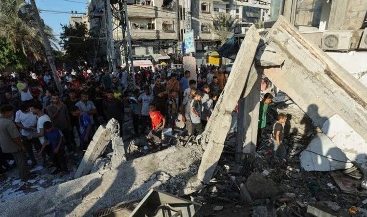 ისრაელის მიერ ღაზაში დევნილთა ბანაკზე საჰაერო თავდასხმის შედეგად, სულ მცირე, 29 პალესტინელი დაიღუპა და ათობით დაიჭრა