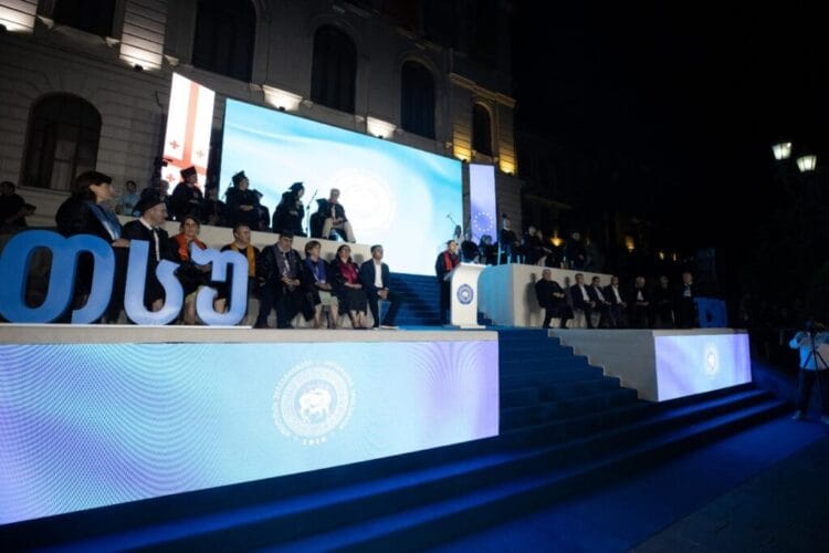 გიორგი ამილახვარმა თბილისის სახელმწიფო უნივერსიტეტის კურსდამთავრებულებს სწავლის დასრულება მიულოცა