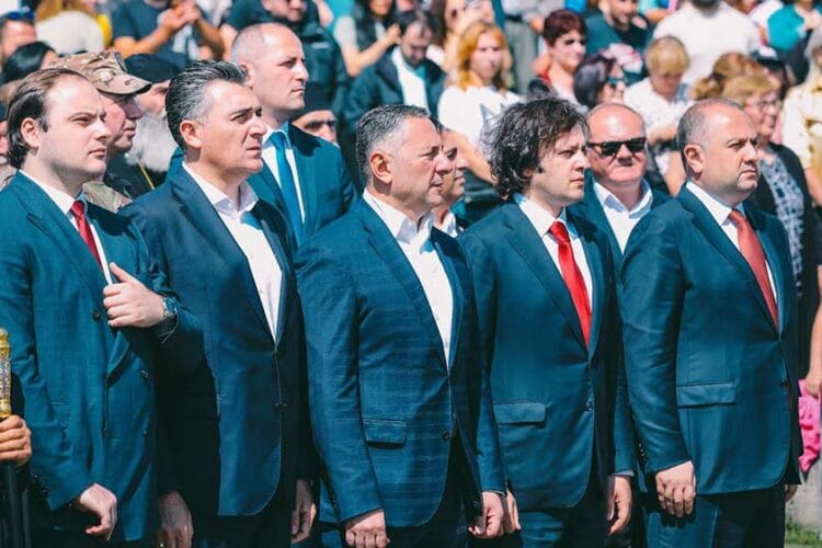 ვახტანგ გომელაური, პრემიერ-მინისტრთან და მთავრობის წევრებთან ერთად, „დიდგორობის“ სახალხო დღესასწაულთან დაკავშირებულ ღონისძიებას დაესწრო