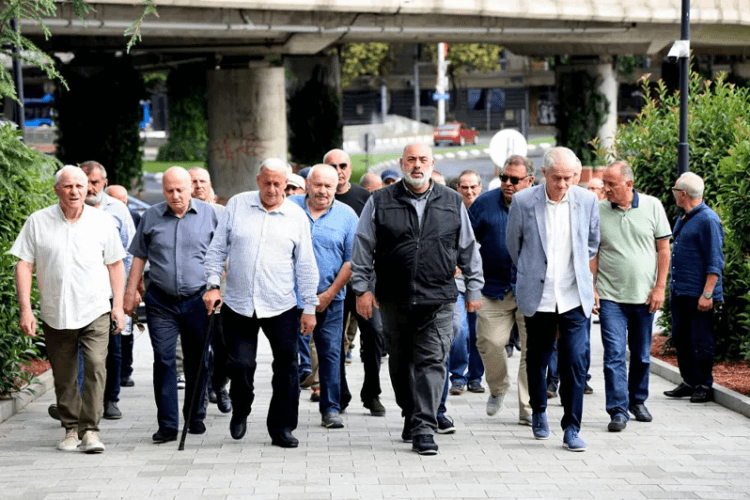 ვეტერანების საქმეთა სახელმწიფო სამსახურის დირექტორმა ვეტერანებთან ერთად, ტერიტორიული მთლიანობისთვის დაღუპულ გმირთა მემორიალი გვირგვინით შეამკო და მეომრების ხსოვნას პატივი მიაგო