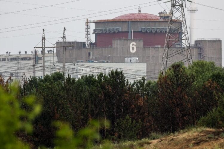 რუსეთში აცხადებენ, რომ ზაპოროჟიეს ატომურ ელექტროსადგურს ცეცხლი უკრაინელების მიერ ზაპოროჟიეს რეგიონის დაბომბვის შედეგად გაუჩნდა
