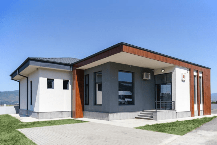 წეროვანში სასწრაფო დახმარების ახალი შენობა გაიხსნა