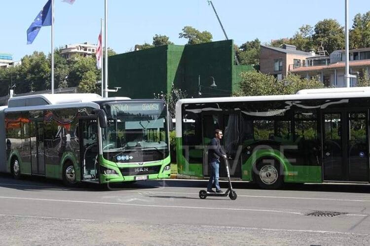 პირველი ნოემბრიდან N306 მარშრუტზე 20 ერთეული 18-მეტრიანი ავტობუსი იმოძრავებს