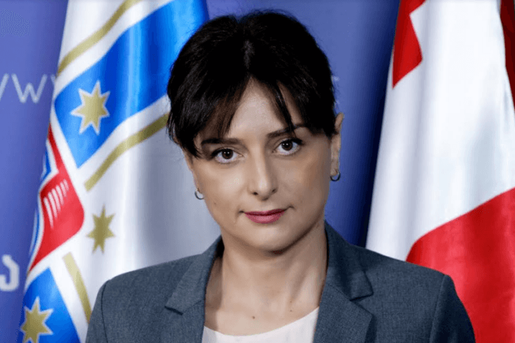მაია ბითაძე – პრემიერის გამოსვლა ზუსტად ასახავს ჭეშმარიტად ეროვნულ ინტერესებს, ყველას უნდა ესმოდეს, რომ საქართველოსაც აქვს სტრატეგიული მიზნები, რაც ღირსეულ, მშვიდობიან პოლიტიკაზე გადის
