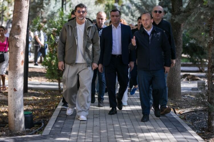 კახა კალაძემ გლდანის რაიონში რეკრეაციული ზონის მიმდინარე პროექტი დაათვალიერა