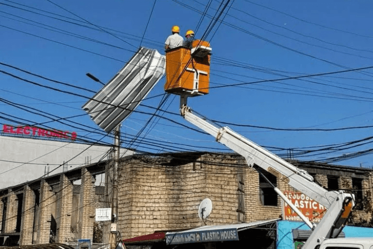 ,,ენერგო-პრო ჯორჯია” – სამეგრელოში ძლიერი ქარის გამო, დაზიანდა მაღალი და დაბალი დაძვის ელექტროინფრასტუქტურა – ელექტრიკოსები საგანგებო რეჟიმში მუშაობენ