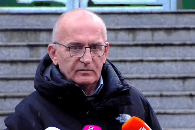 ზურაბ ჩხაიძე – გავაგრძელებთ მზია ამაღლობელის მკურნალობის პროცესს კლინიკის პირობებში, ჩატარდება ლაბორატორიული კვლევები, ექიმების გუნდი ყველაფერს გააკეთებს, რომ ამ პროცესმა წარმატებით ჩაიაროს