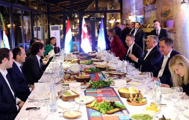 ირაკლი კობახიძემ ვიქტორ ორბანს ოფიციალურ ვახშამზე უმასპინძლა