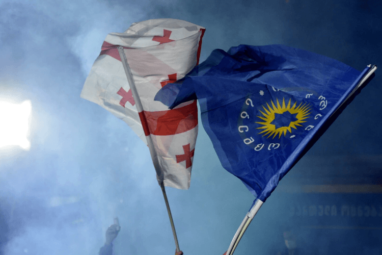 სწორედ იმისთვის, რომ ეს პროცესი გაგრძელდეს და ქვეყანა მის წინაშე არსებულ გამოწვევებს გაუმკლავდეს მმართველი პარტიის გამარჯვება აუცილებელი და გარდაუვალია !