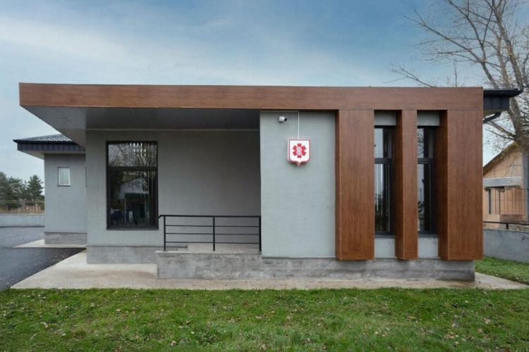 მიხეილ სარჯველაძემ ახალქალაქში სასწრაფო დახმარების რაიონული სამსახურის ახალი შენობა გახსნა