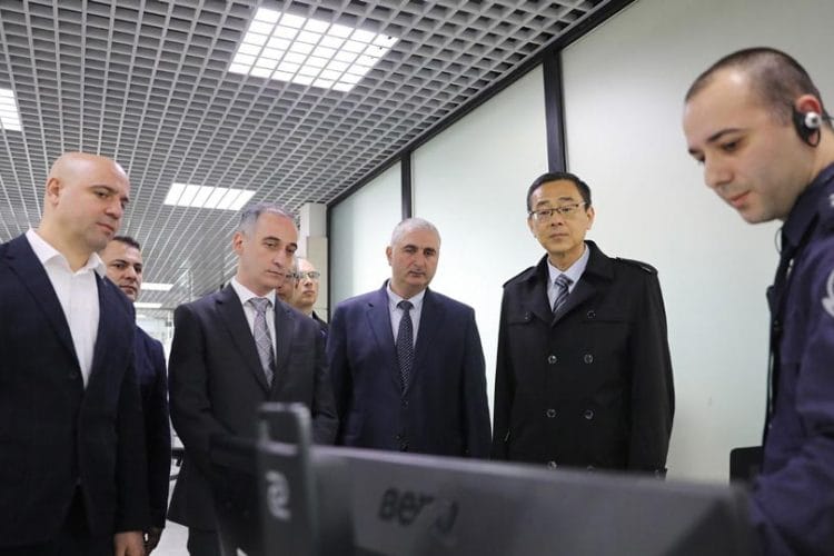 ეკონომიკური და ტექნიკური თანამშრომლობის შესახებ საქართველოსა და ჩინეთს შორის შეთანხმების ფარგლებში, შემოსავლების სამსახურს რენტგენოსკანერები გადაეცა