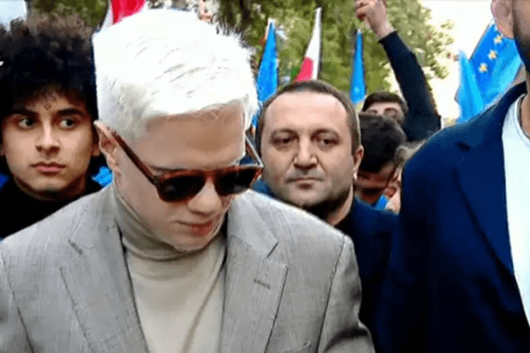 ცოტნე ივანიშვილი – როგორც რიგითი ქართველი ახალგაზრდა, პასუხისმგებლობას ვგრძნობ ჩემი ქვეყნის წინაშე, უნდა დავიცვათ მშვიდობა, ნათელი მომავალი და მხარი დავუჭიროთ „ქართულ ოცნებას“