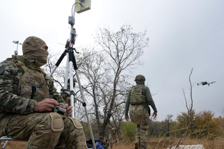 რუსეთის საჰაერო თავდაცვამ ღამით ქვეყნის შვიდი რეგიონის თავზე 50 უკრაინული დრონი გაანადგურა