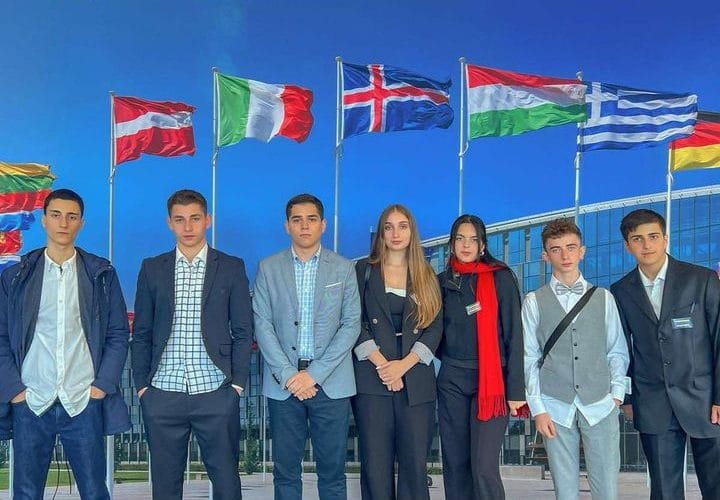 გრუნი ორიგინალური და ინოვაციური სასწავლო პროექტების ლიდერია