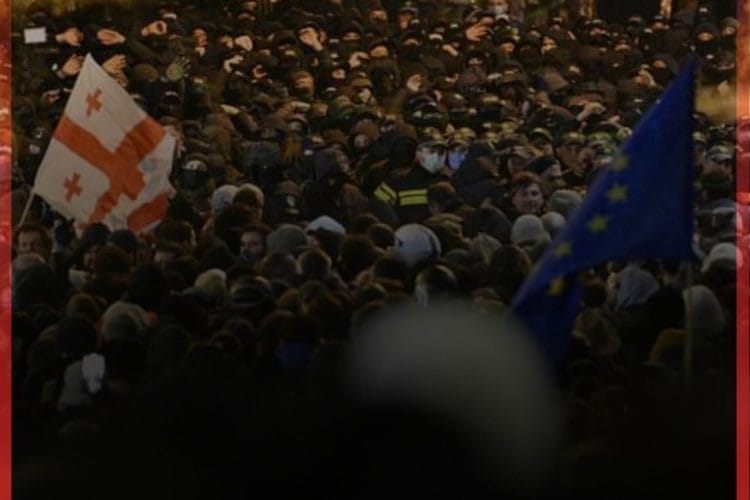 მდგომარეობა რუსთაველზე მძიმეა – პროვოკაციები პოლიციის წინააღმდეგ არ წყდება