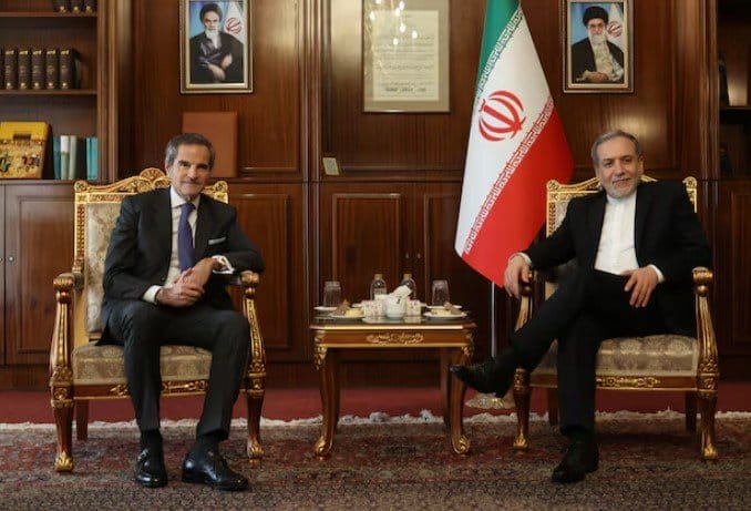 ირანის საგარეო საქმეთა მინისტრი – ირანს სურს, მოაგვაროს სადავო საკითხები ატომური ენერგიის საერთაშორისო სააგენტოსთან, თუმცა ამას ზეწოლის ქვეშ არ გააკეთებს