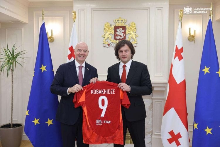 პრემიერ-მინისტრი ირაკლი კობახიძე ფიფას პრეზიდენტს ჯანი ინფანტინოს შეხვდა