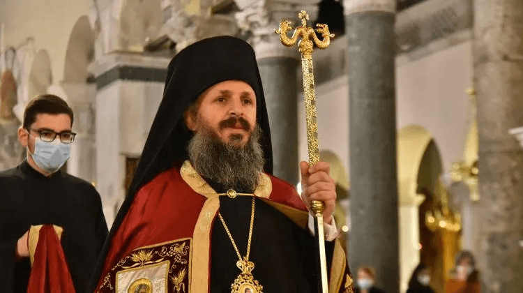 მეუფე საბა – მე, როგორც მღვდელმთავარი და ამ ქვეყნის რიგითი მოქალაქე, თავს მოვალედ მივიჩნევ აღვიმაღლო ხმა და ვთქვა, რომ საქართველოს სახელმწიფო იმსახურებს ნათელ, ევროპულ მომავალს