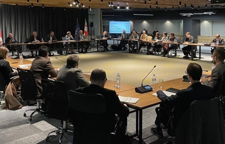 ოპოზიციური გაერთიანების ლიდერების საელჩოების წარმომადგენლებთან შეხვედრას გახარიას პარტიიდან არ დასწრებიან