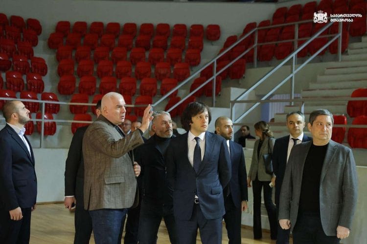 საქართველოს პრემიერ-მინისტრმა ირაკლი კობახიძემ თელავის სპორტის სასახლე დაათვალიერა
