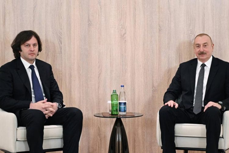 აზერბაიჯანის პრეზიდენტის ადმინისტრაცია – ირაკლი კობახიძესთან შეხვედრაზე ილჰამ ალიევმა ხაზი გაუსვა, რომ საპარლამენტო არჩევნების შედეგები ქართველი ხალხის ნებას ასახავს