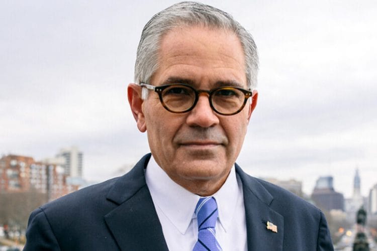 ფილადელფიის პროკურორი – გვაქვს ხელბორკილები და საკნები, თუ აპირებთ არჩევნების იძულებად გადაქცევას, ამომრჩევლების დაშინებას, გაბედეთ და ნახავთ, ამას რაც მოჰყვება