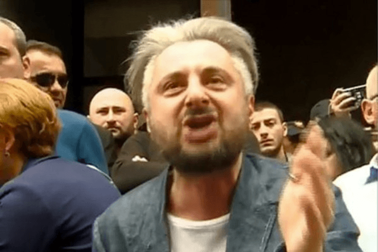 კარავში შესული გვარამიას რადიკალური ,,რხევები” ფიასკოსთვისაა განწირული