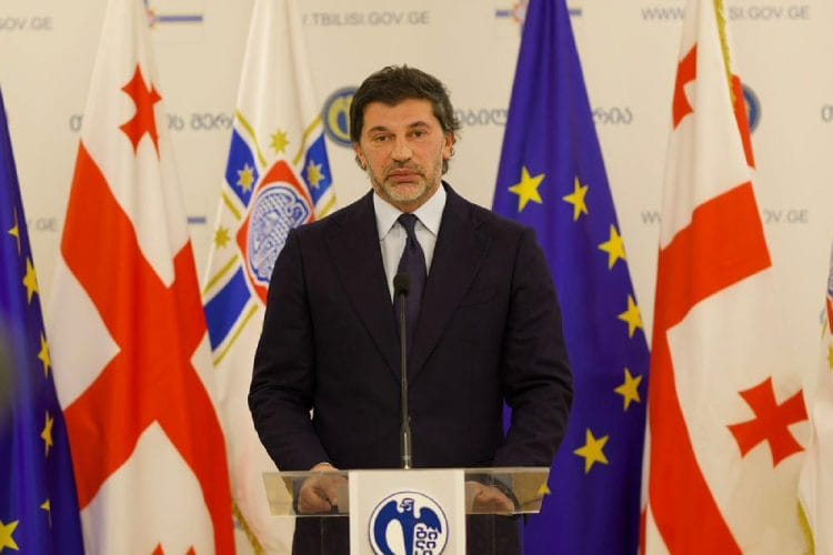 კახა კალაძე აცხადებს, რომ დედაქალაქის მთავარი ნაძვის ხე დღეს სადღესასწაულო ღონისძიების გარეშე აინთება