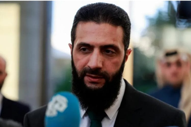 სირიის პრეზიდენტი აჰმედ ალ-შარაა გახდა, რომელიც ქვეყანას გარდამავალი პერიოდის განმავლობაში უხელმძღვანელებს