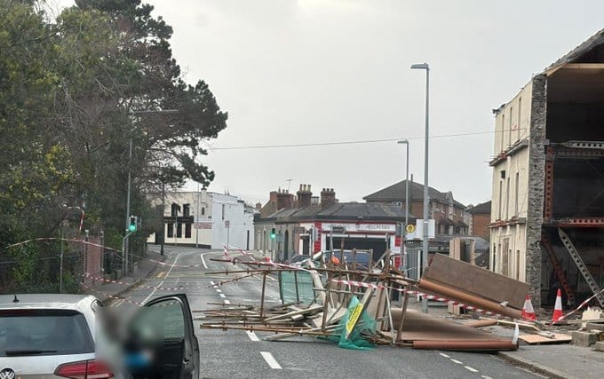 ირლანდიასა და გაერთიანებულ სამეფოს შტორმმა „იოვინსმა“ გადაუარა