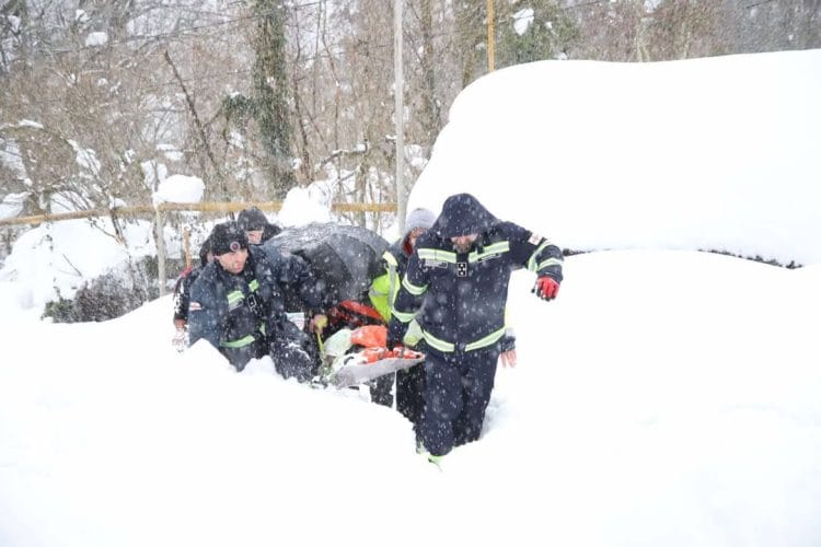 სტიქიით დაზარალებული ჯემალ ხომერიკი: ,,ბიჭები თავდაუზოგავად მუშაობენ, ჩვენ კი მათი შემხედვარე იმედიანად ვუყურებთ ხვალინდელ დღეს”