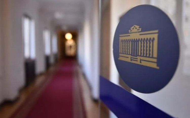 პარლამენტმა მხარი დაუჭირა კანონპროექტს, რომლის მიხედვითაც, ყოფილი სამხრეთ ოსეთის ავტონომიური ოლქის ტერიტორიაზე დროებითი ადმინისტრაციულ-ტერიტორიული ერთეულის ადმინისტრაცია უქმდება