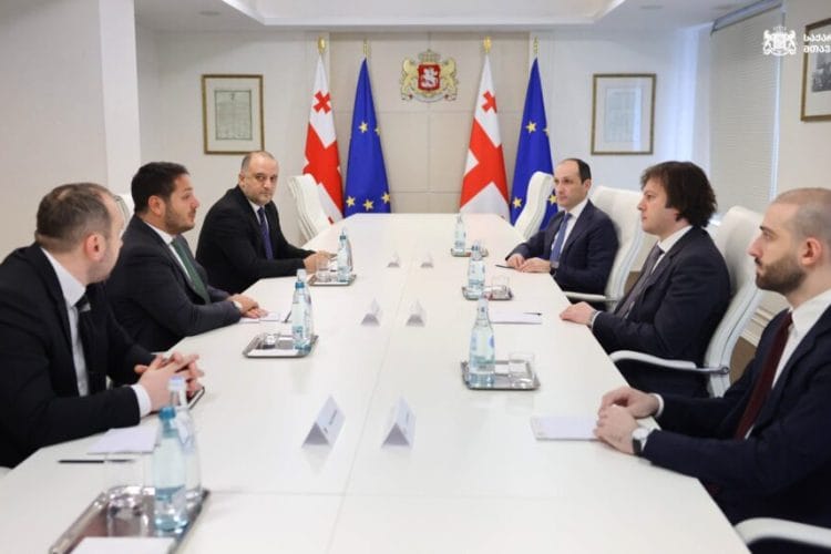 საქართველოს მთავრობასთან თანამშრომლობით, Exim Holding-ის შვილობილი კომპანია „აჭარ ენერჯი“ ენერგეტიკის სექტორში 460 მლნ აშშ დოლარის ინვესტიციებს განახორციელებს